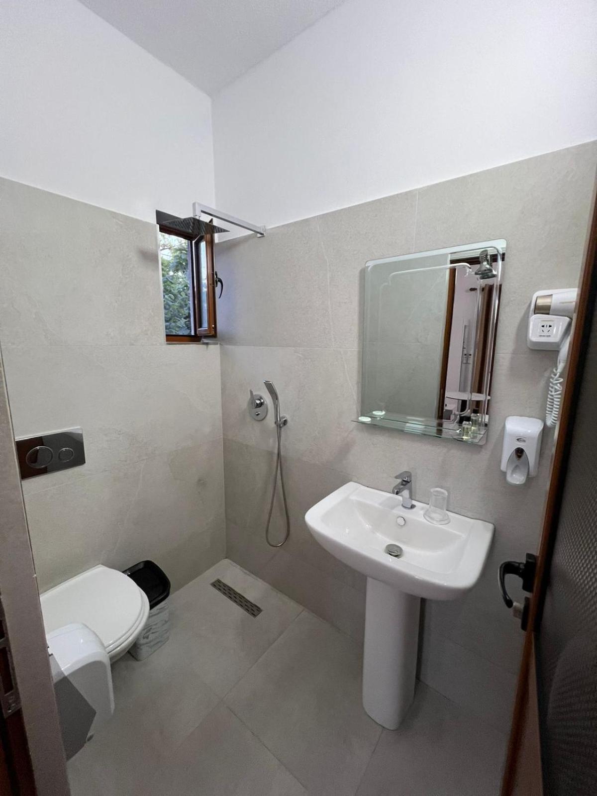 Dangolli House Apartment วญอเรอ ภายนอก รูปภาพ